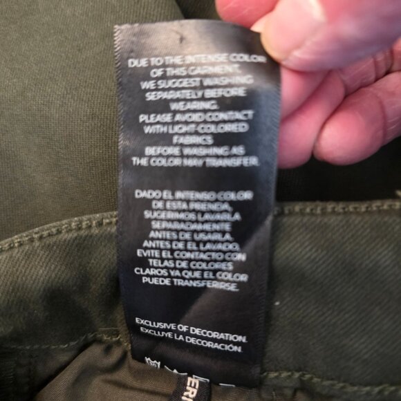 Well Worn Womens High Rise Cargo Denim Pant Straight Army Green Size 12/32 Large - Picture 12 of 17